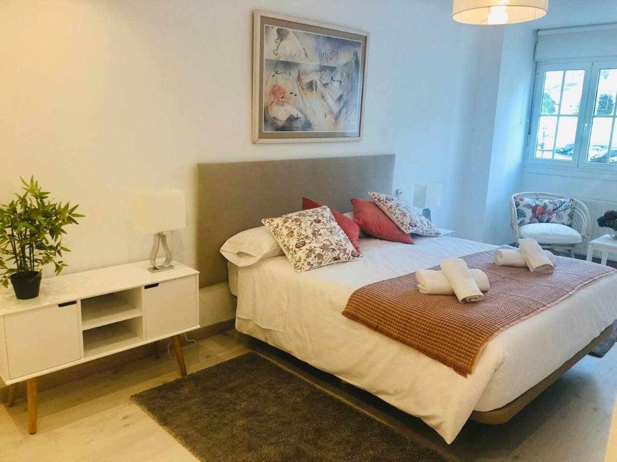 Avenida Apartamento Oviédo Exterior foto